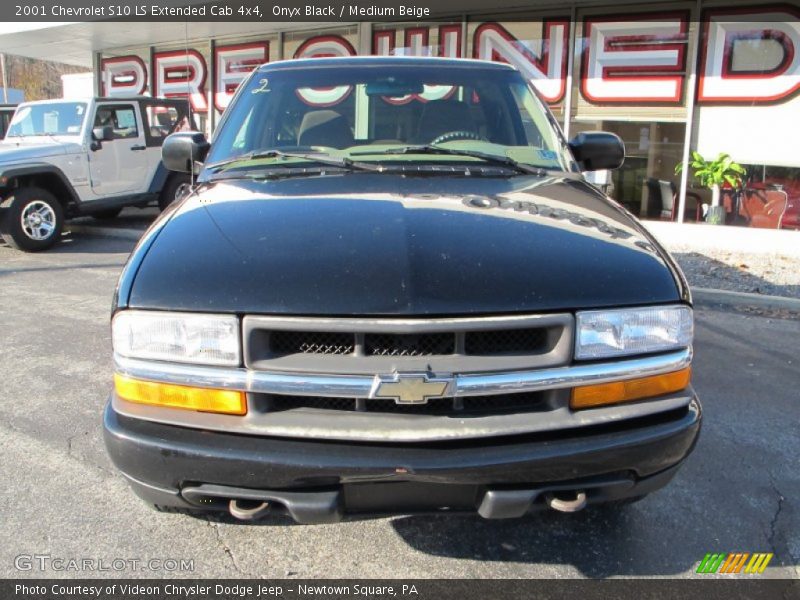 Onyx Black / Medium Beige 2001 Chevrolet S10 LS Extended Cab 4x4