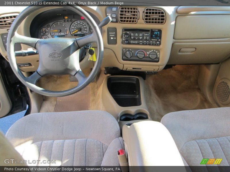 Onyx Black / Medium Beige 2001 Chevrolet S10 LS Extended Cab 4x4