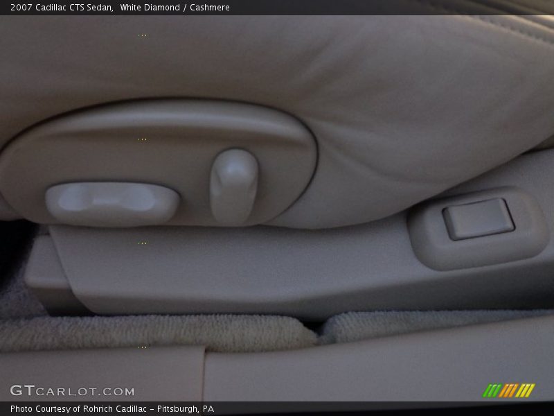 White Diamond / Cashmere 2007 Cadillac CTS Sedan