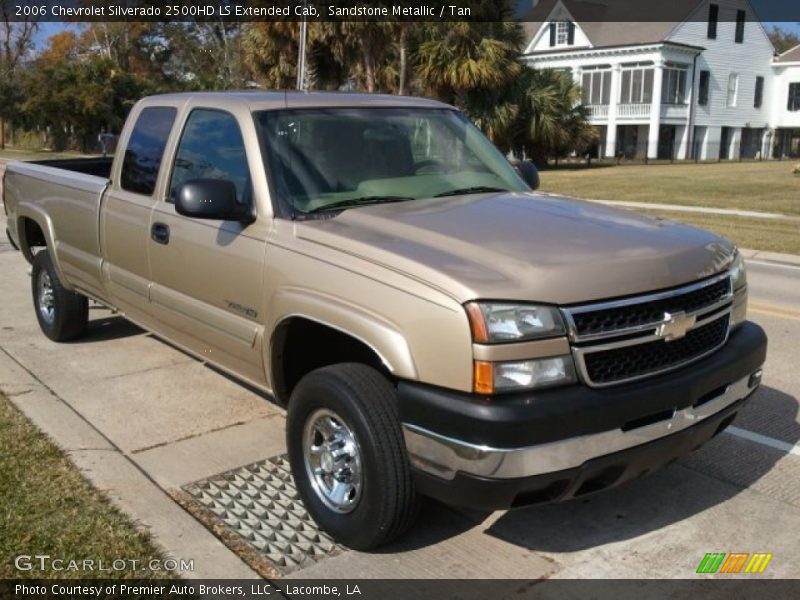 Front 3/4 View of 2006 Silverado 2500HD LS Extended Cab