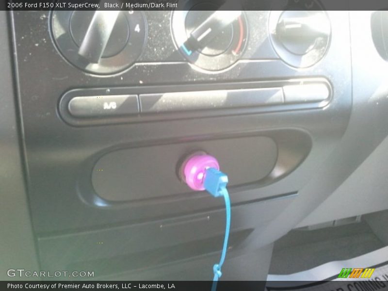 Black / Medium/Dark Flint 2006 Ford F150 XLT SuperCrew