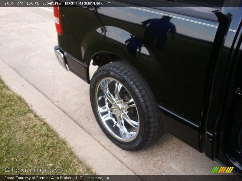 Black / Medium/Dark Flint 2006 Ford F150 XLT SuperCrew