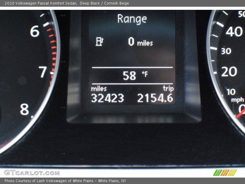 Deep Black / Cornsilk Beige 2010 Volkswagen Passat Komfort Sedan