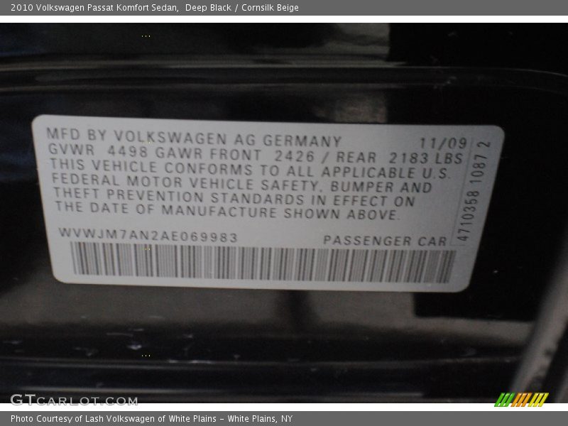 Deep Black / Cornsilk Beige 2010 Volkswagen Passat Komfort Sedan