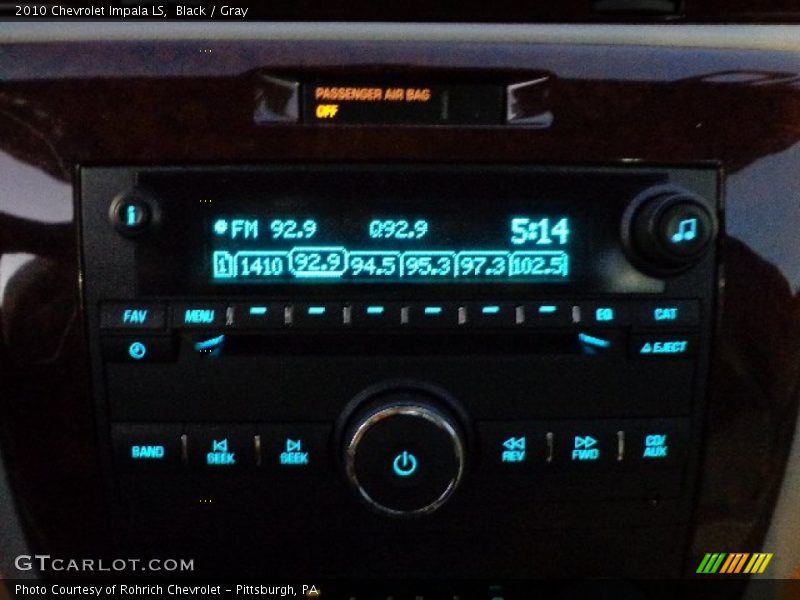 Black / Gray 2010 Chevrolet Impala LS