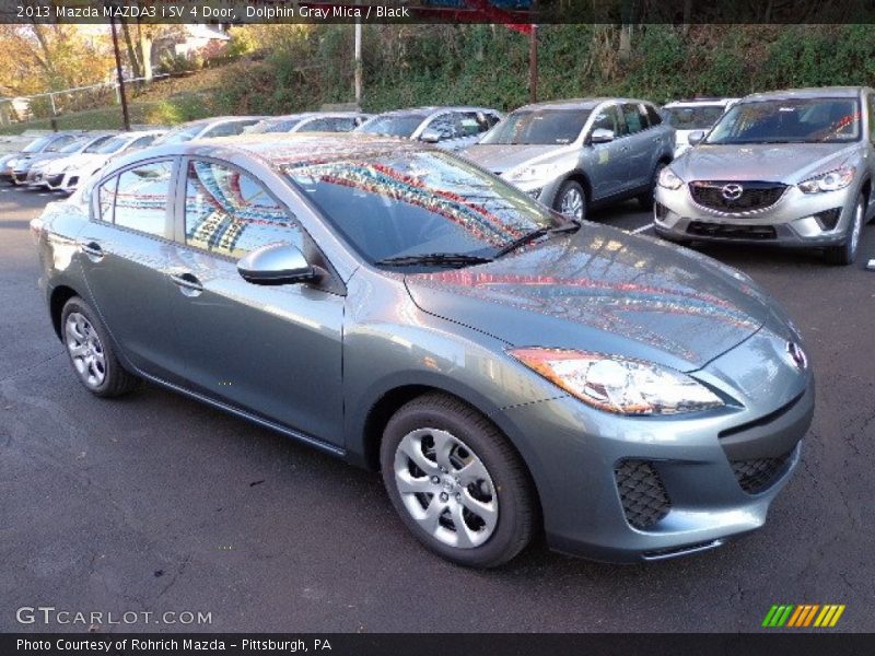 Front 3/4 View of 2013 MAZDA3 i SV 4 Door