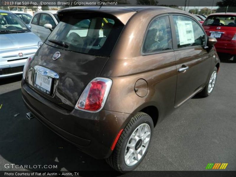 Espresso (Brown) / Grigio/Avorio (Gray/Ivory) 2013 Fiat 500 Pop