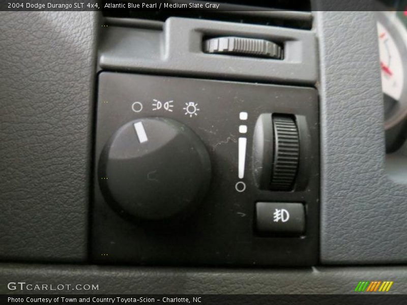 Controls of 2004 Durango SLT 4x4