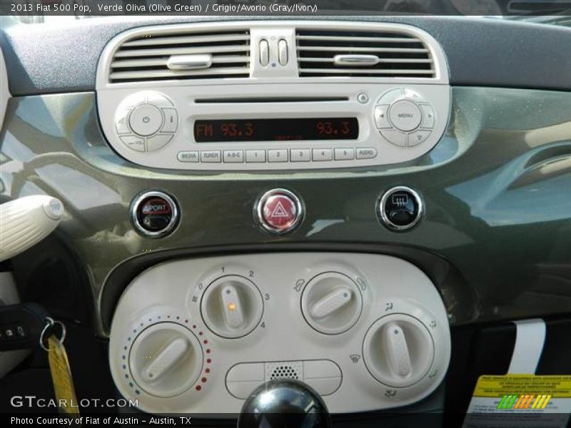 Verde Oliva (Olive Green) / Grigio/Avorio (Gray/Ivory) 2013 Fiat 500 Pop