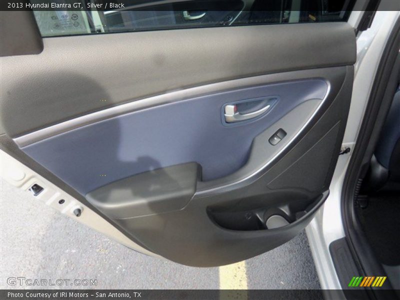 Silver / Black 2013 Hyundai Elantra GT