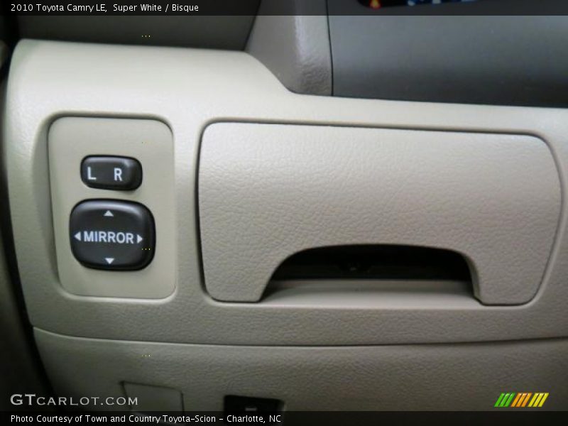 Super White / Bisque 2010 Toyota Camry LE