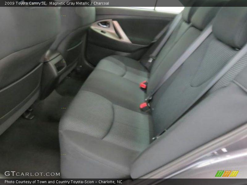 Magnetic Gray Metallic / Charcoal 2009 Toyota Camry SE