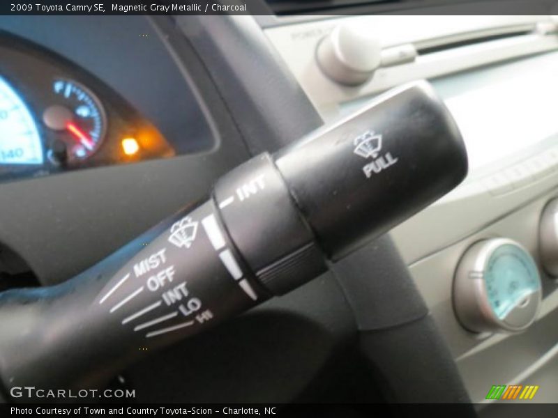 Magnetic Gray Metallic / Charcoal 2009 Toyota Camry SE