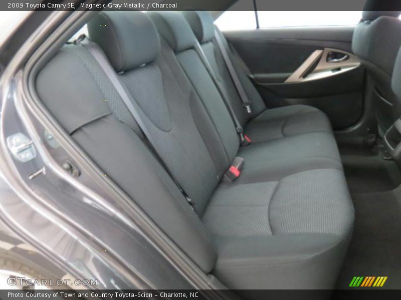 Magnetic Gray Metallic / Charcoal 2009 Toyota Camry SE