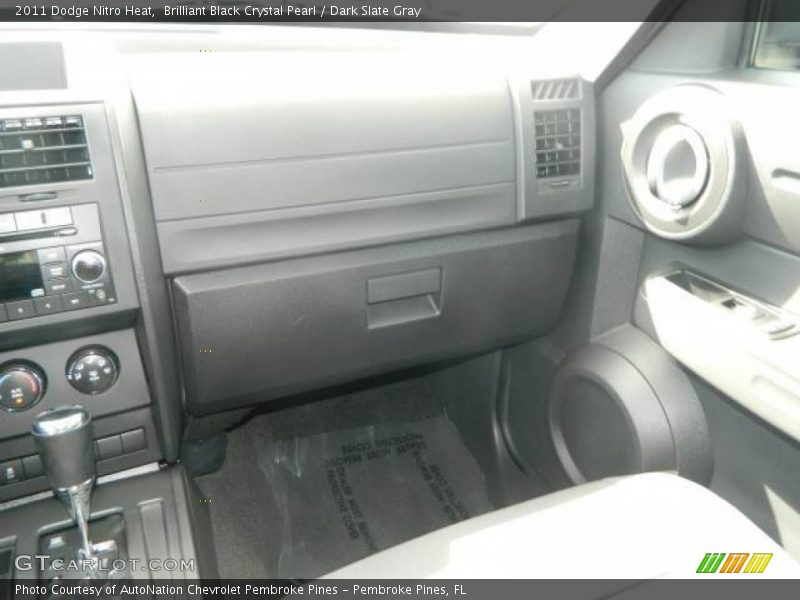 Brilliant Black Crystal Pearl / Dark Slate Gray 2011 Dodge Nitro Heat