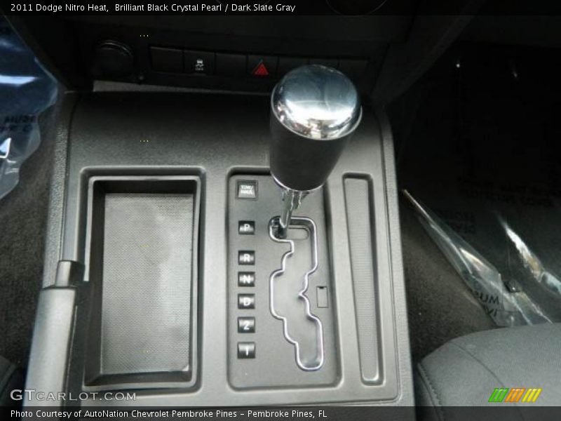 Brilliant Black Crystal Pearl / Dark Slate Gray 2011 Dodge Nitro Heat