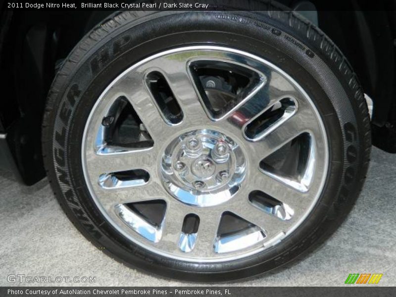 Brilliant Black Crystal Pearl / Dark Slate Gray 2011 Dodge Nitro Heat