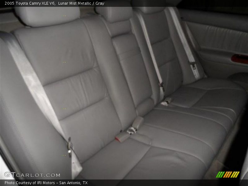 Lunar Mist Metallic / Gray 2005 Toyota Camry XLE V6