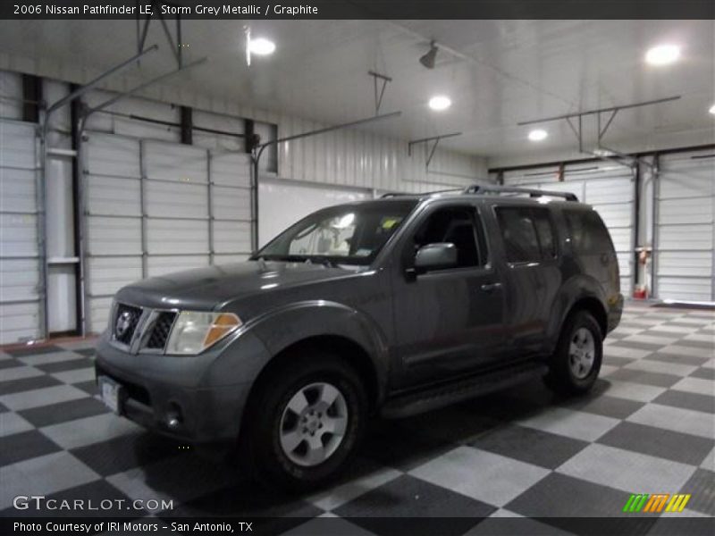 Storm Grey Metallic / Graphite 2006 Nissan Pathfinder LE