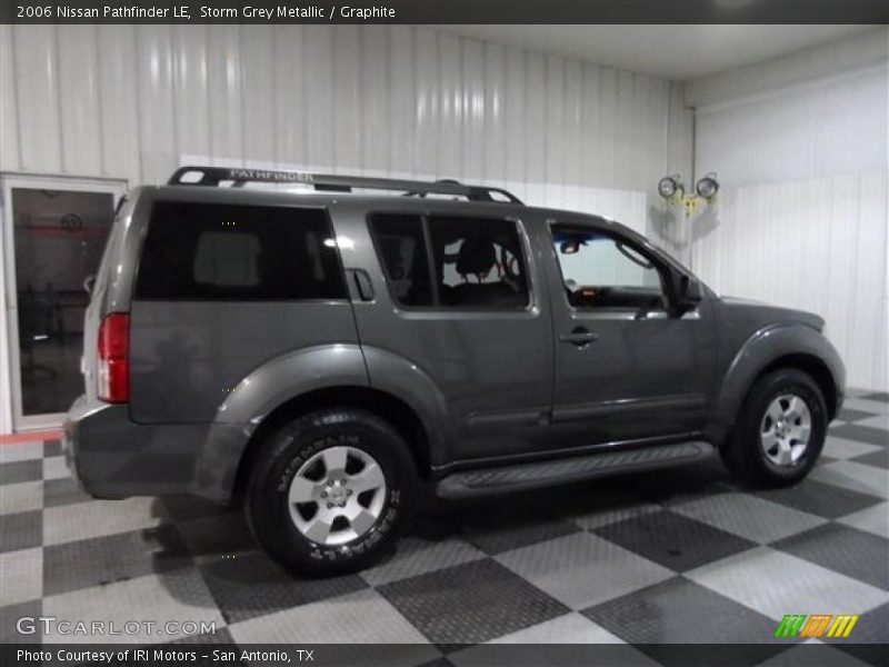 Storm Grey Metallic / Graphite 2006 Nissan Pathfinder LE