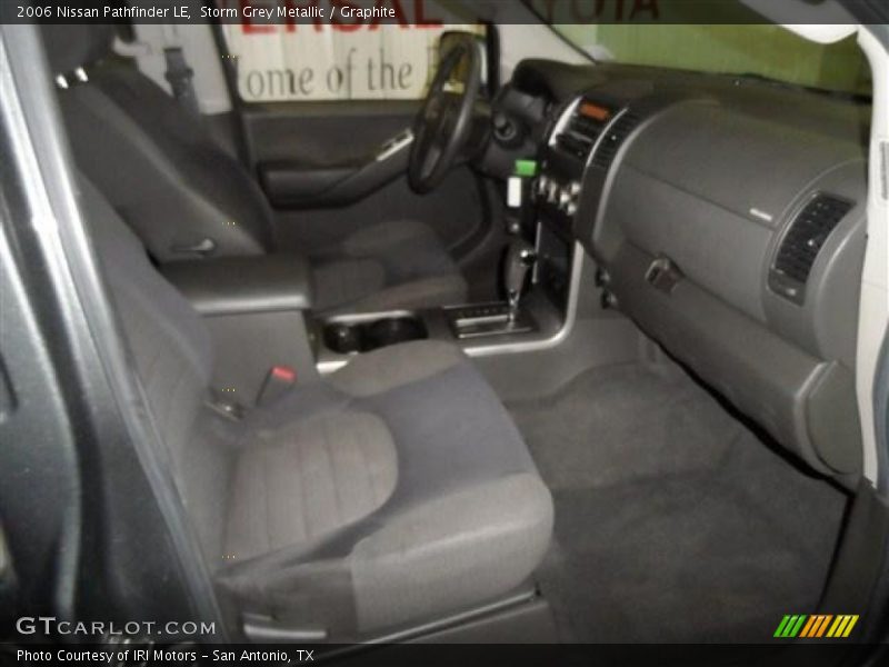 Storm Grey Metallic / Graphite 2006 Nissan Pathfinder LE