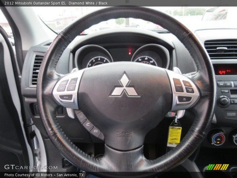 Diamond White / Black 2012 Mitsubishi Outlander Sport ES