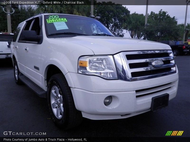 Oxford White / Charcoal Black 2008 Ford Expedition XLT