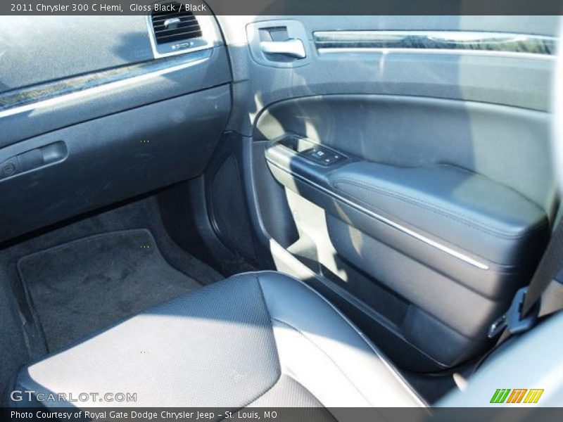 Gloss Black / Black 2011 Chrysler 300 C Hemi