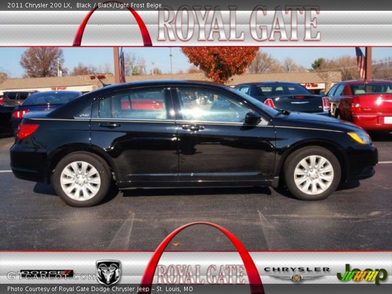 Black / Black/Light Frost Beige 2011 Chrysler 200 LX