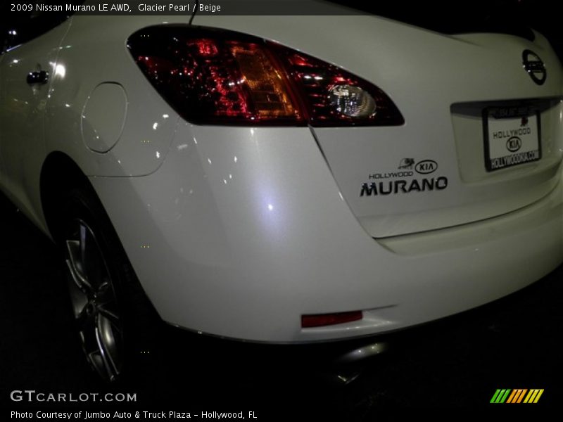 Glacier Pearl / Beige 2009 Nissan Murano LE AWD