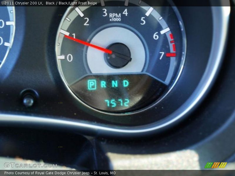 Black / Black/Light Frost Beige 2011 Chrysler 200 LX
