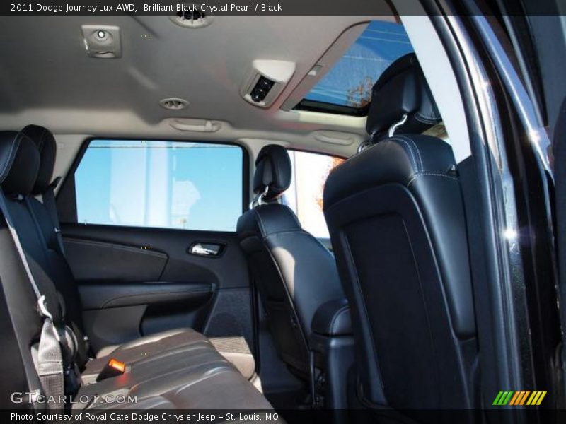 Brilliant Black Crystal Pearl / Black 2011 Dodge Journey Lux AWD