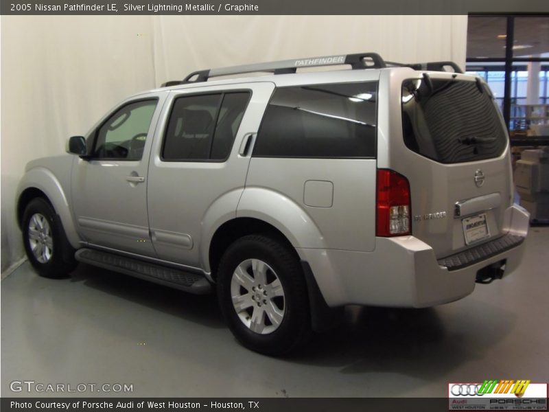 Silver Lightning Metallic / Graphite 2005 Nissan Pathfinder LE
