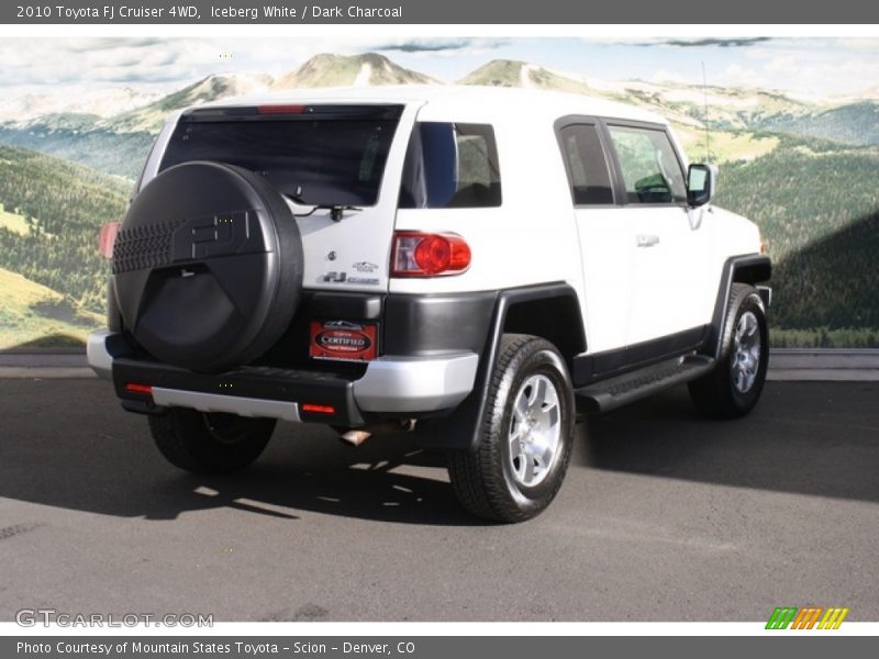 Iceberg White / Dark Charcoal 2010 Toyota FJ Cruiser 4WD