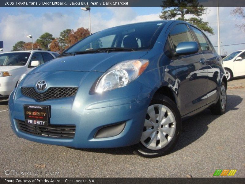 Bayou Blue Pearl / Dark Charcoal 2009 Toyota Yaris 5 Door Liftback