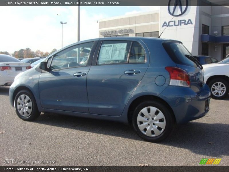 Bayou Blue Pearl / Dark Charcoal 2009 Toyota Yaris 5 Door Liftback