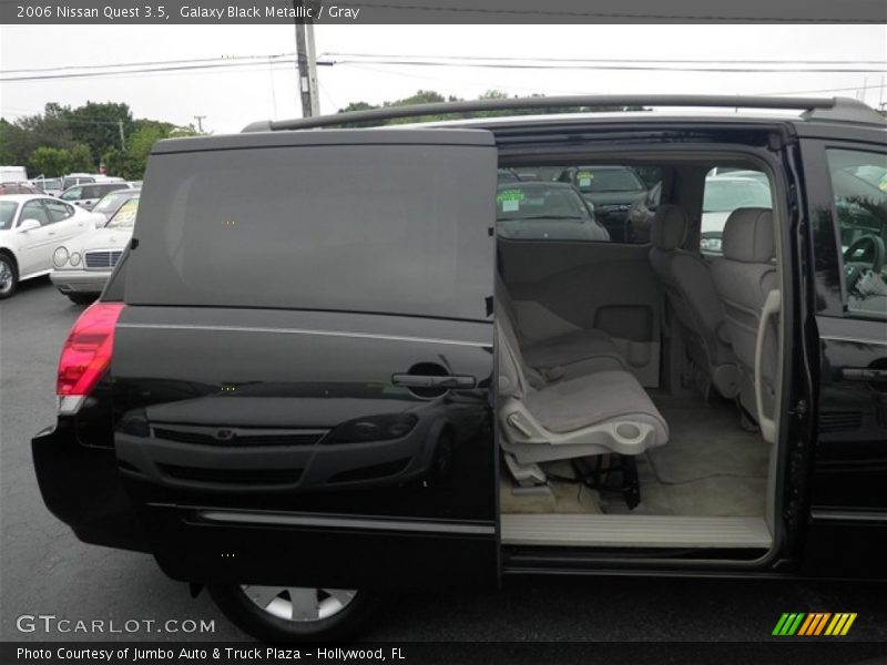 Galaxy Black Metallic / Gray 2006 Nissan Quest 3.5