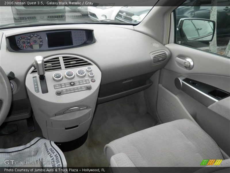 Galaxy Black Metallic / Gray 2006 Nissan Quest 3.5