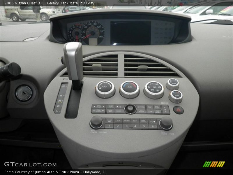 Galaxy Black Metallic / Gray 2006 Nissan Quest 3.5