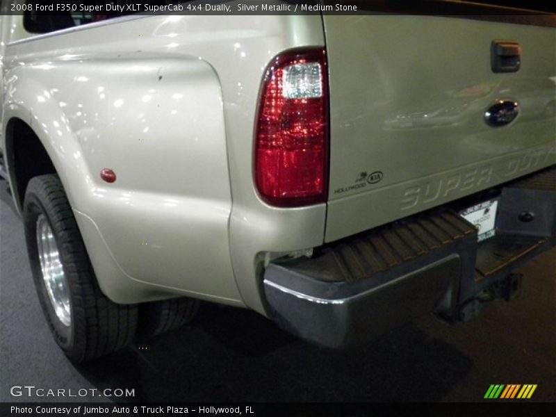 Silver Metallic / Medium Stone 2008 Ford F350 Super Duty XLT SuperCab 4x4 Dually