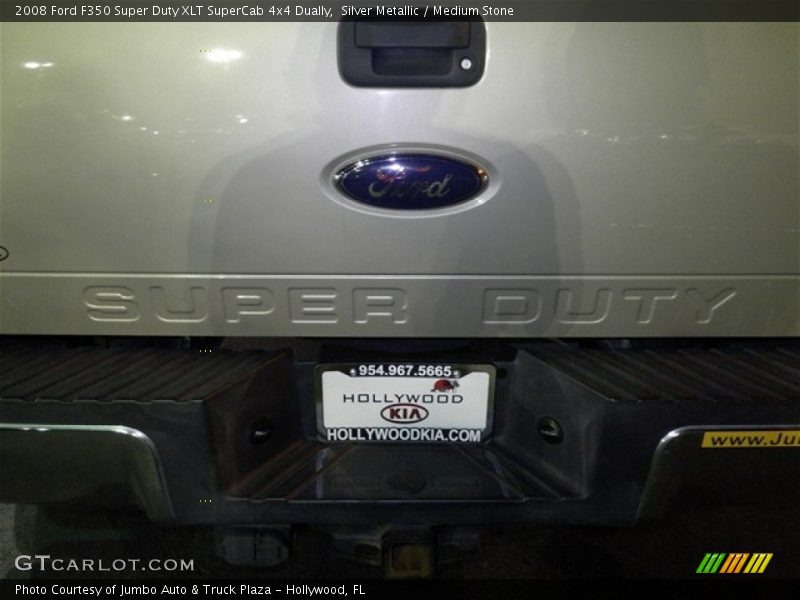 Silver Metallic / Medium Stone 2008 Ford F350 Super Duty XLT SuperCab 4x4 Dually