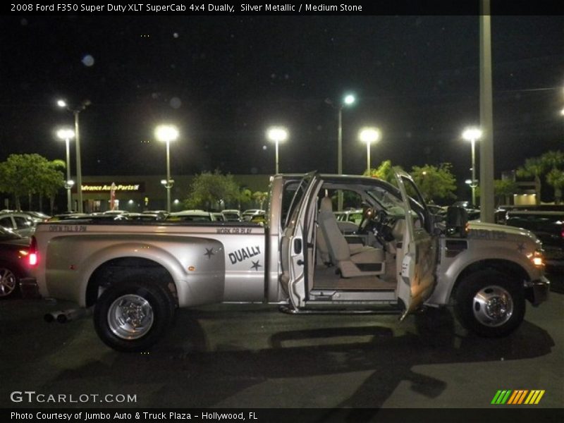 Silver Metallic / Medium Stone 2008 Ford F350 Super Duty XLT SuperCab 4x4 Dually