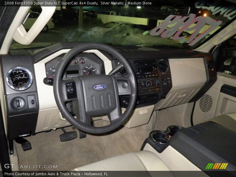 Dashboard of 2008 F350 Super Duty XLT SuperCab 4x4 Dually