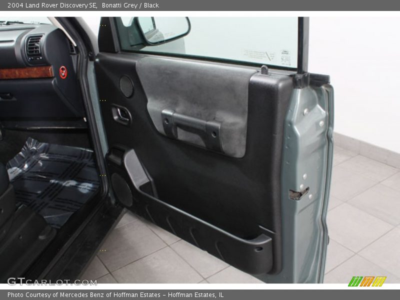 Bonatti Grey / Black 2004 Land Rover Discovery SE