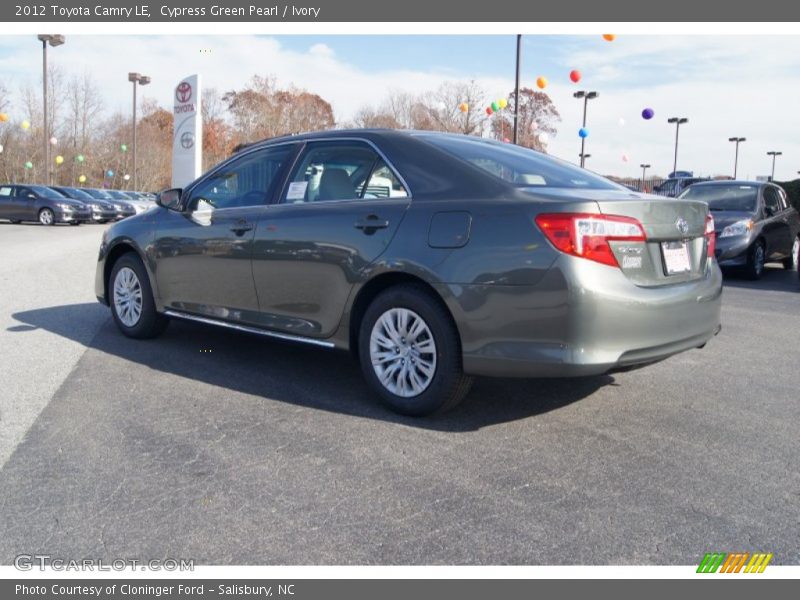 Cypress Green Pearl / Ivory 2012 Toyota Camry LE