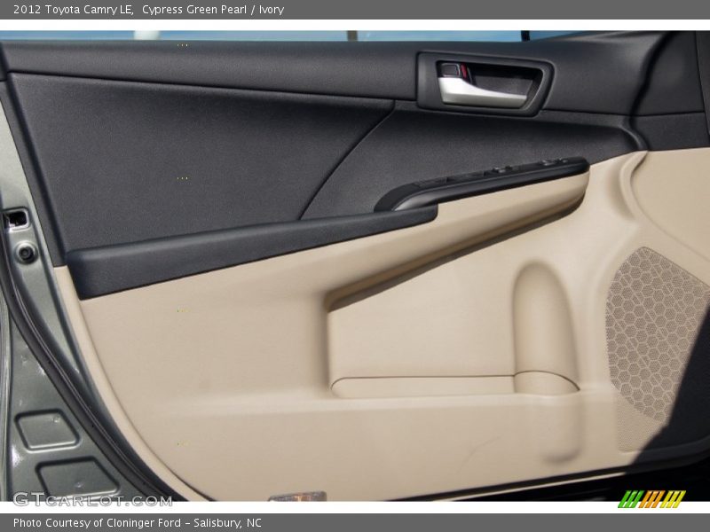 Cypress Green Pearl / Ivory 2012 Toyota Camry LE