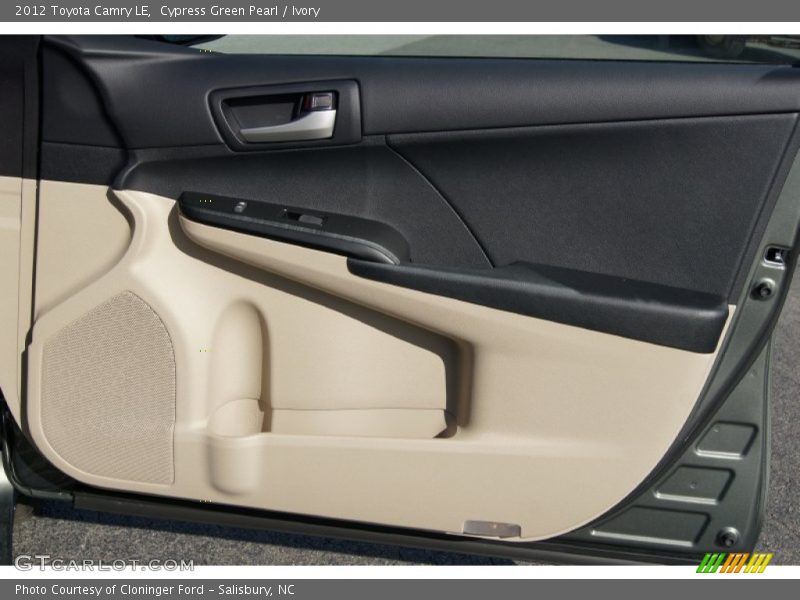 Cypress Green Pearl / Ivory 2012 Toyota Camry LE