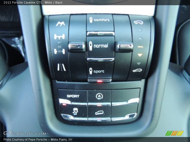Controls of 2013 Cayenne GTS