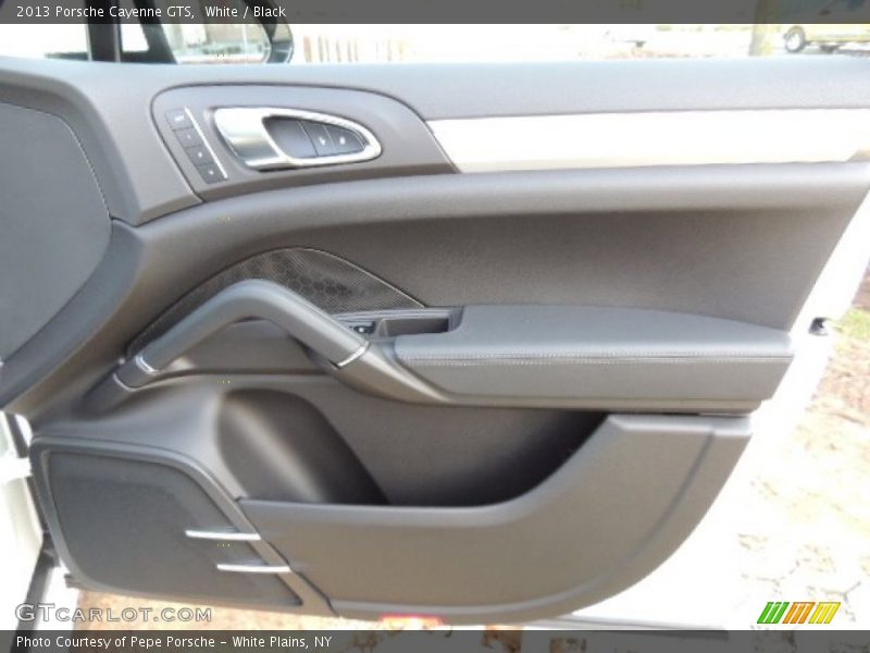 Rear Seat of 2013 Cayenne GTS