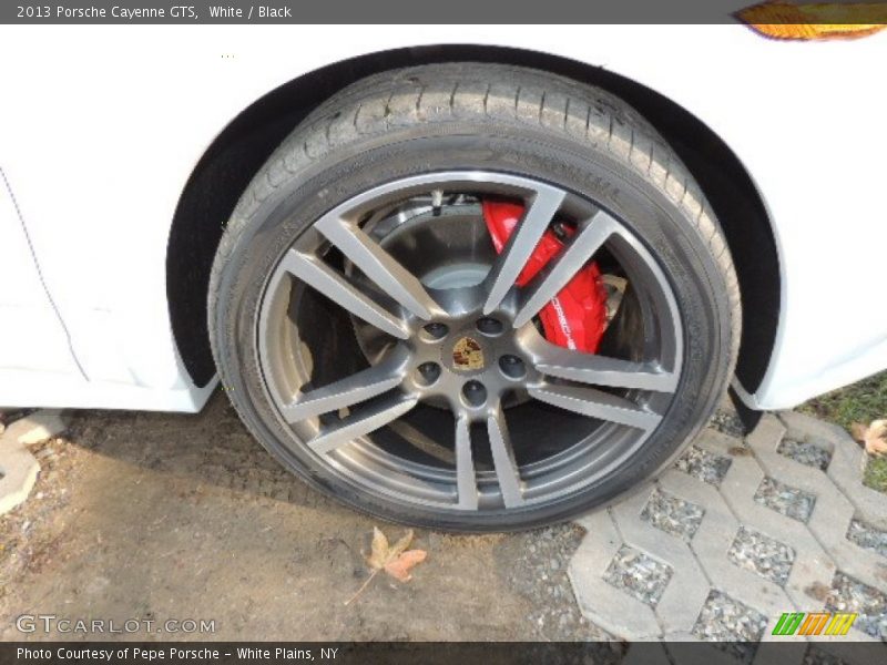 2013 Cayenne GTS Wheel